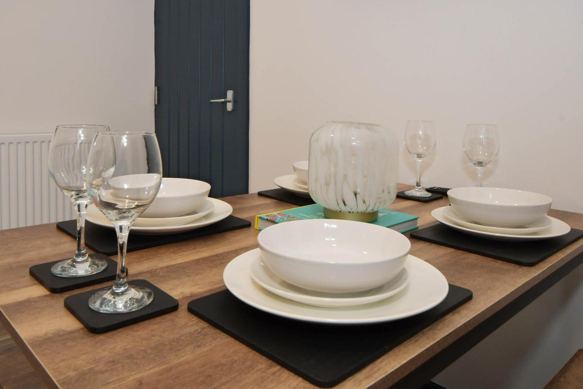 Stay At Shobnall Road Rooms And Studios Burton Екстериор снимка