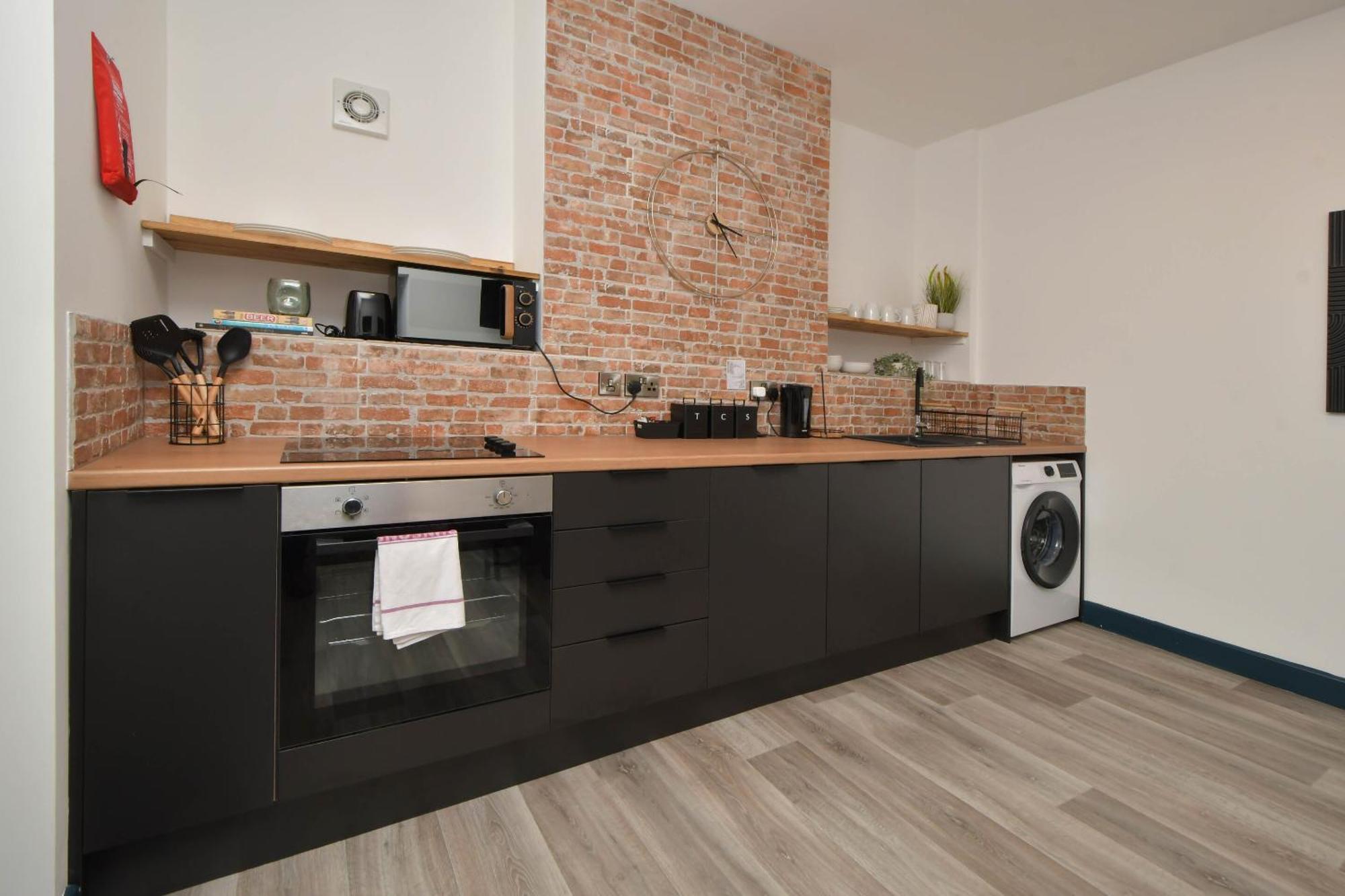 Stay At Shobnall Road Rooms And Studios Burton Екстериор снимка