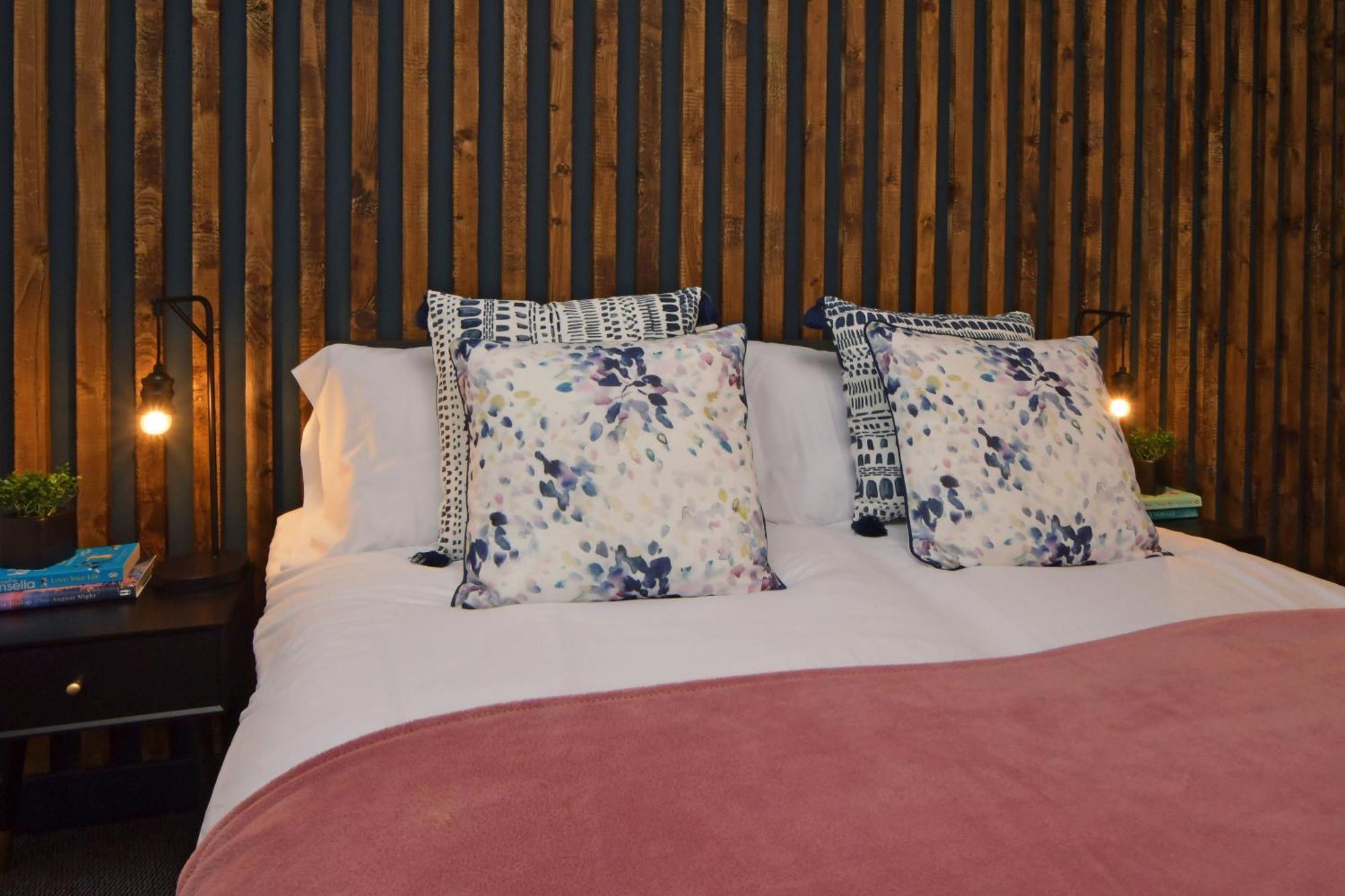 Stay At Shobnall Road Rooms And Studios Burton Екстериор снимка