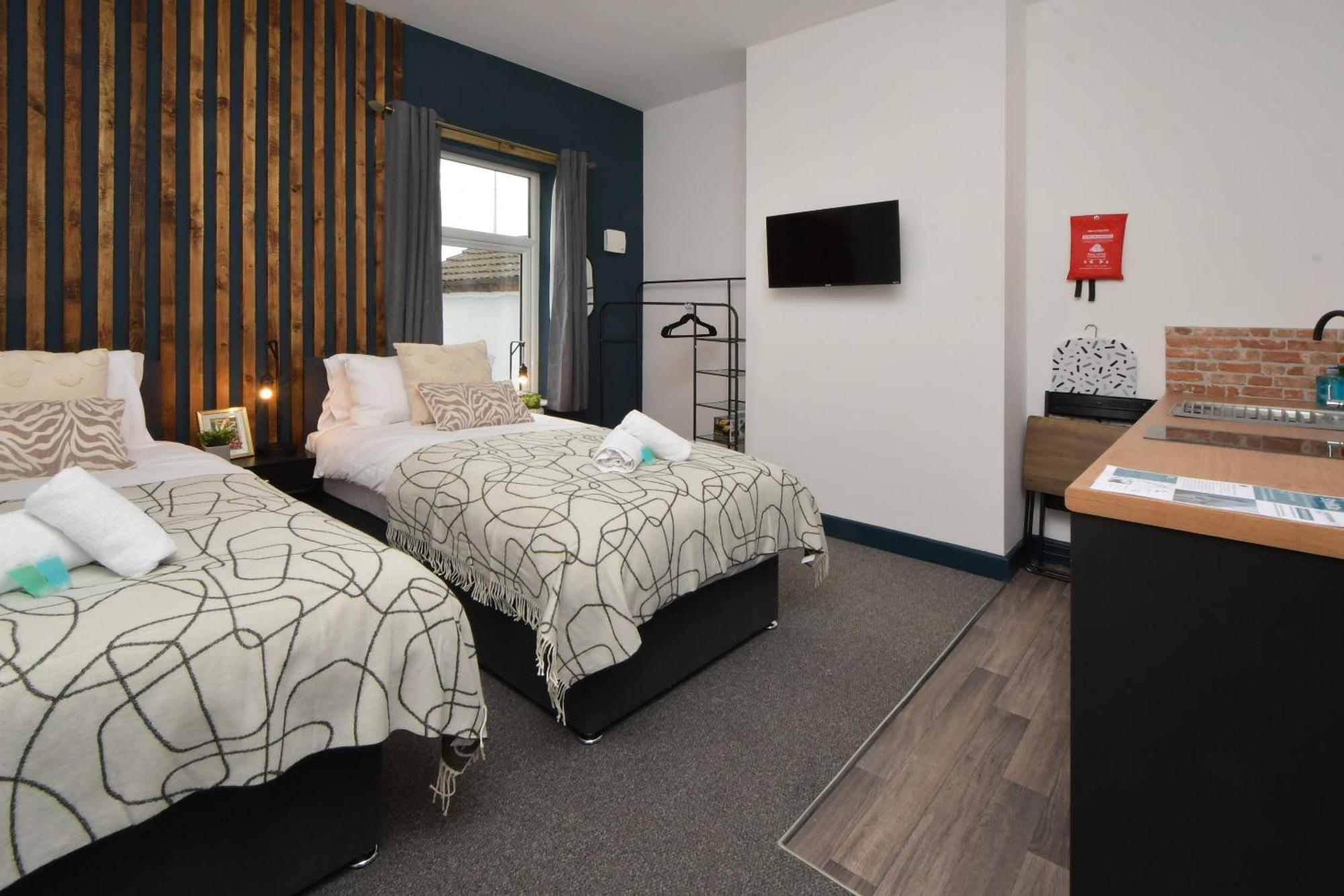 Stay At Shobnall Road Rooms And Studios Burton Екстериор снимка