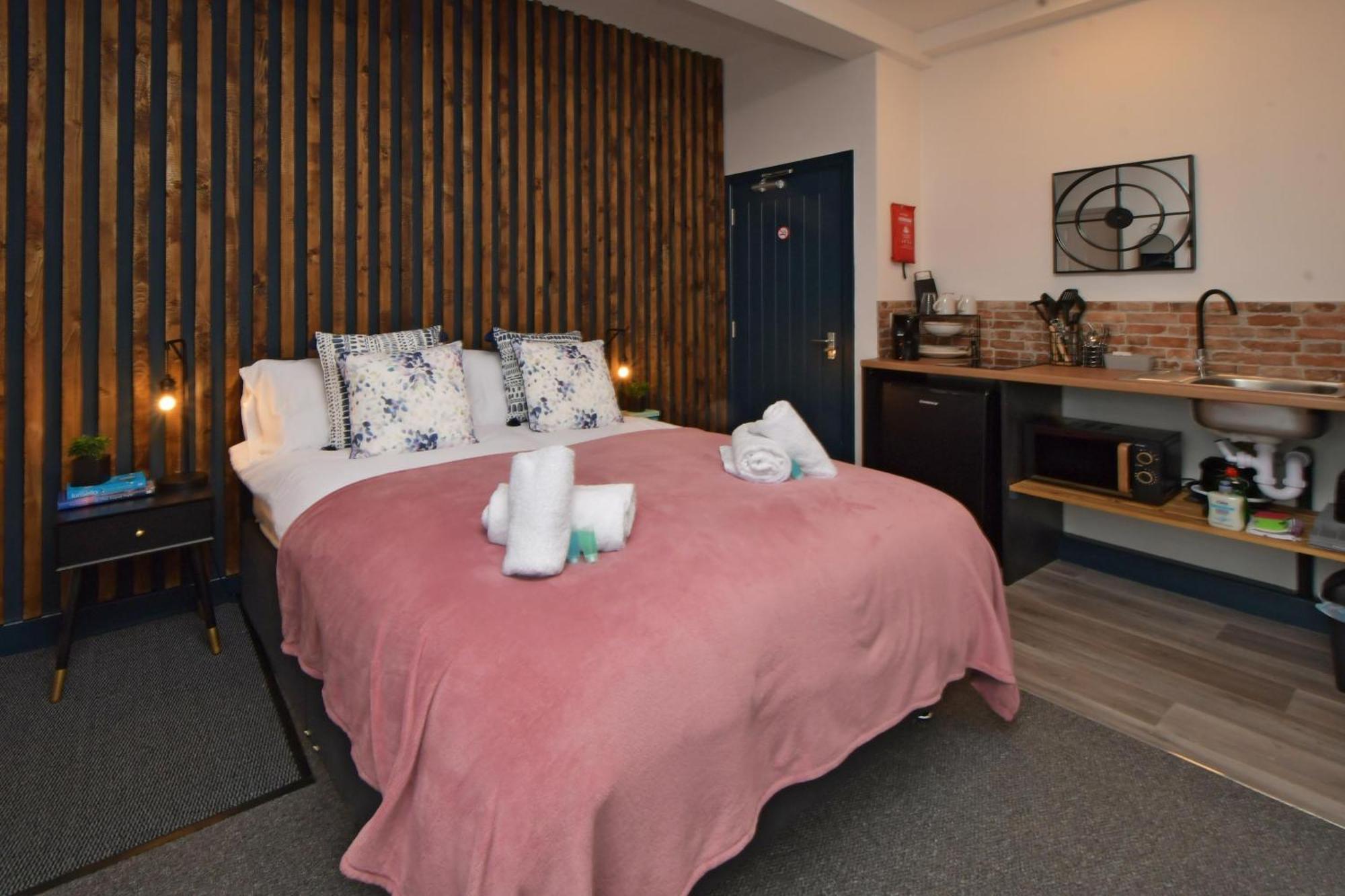 Stay At Shobnall Road Rooms And Studios Burton Екстериор снимка